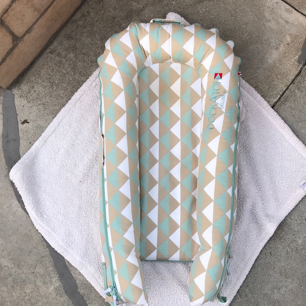 DockAtot deluxe +
